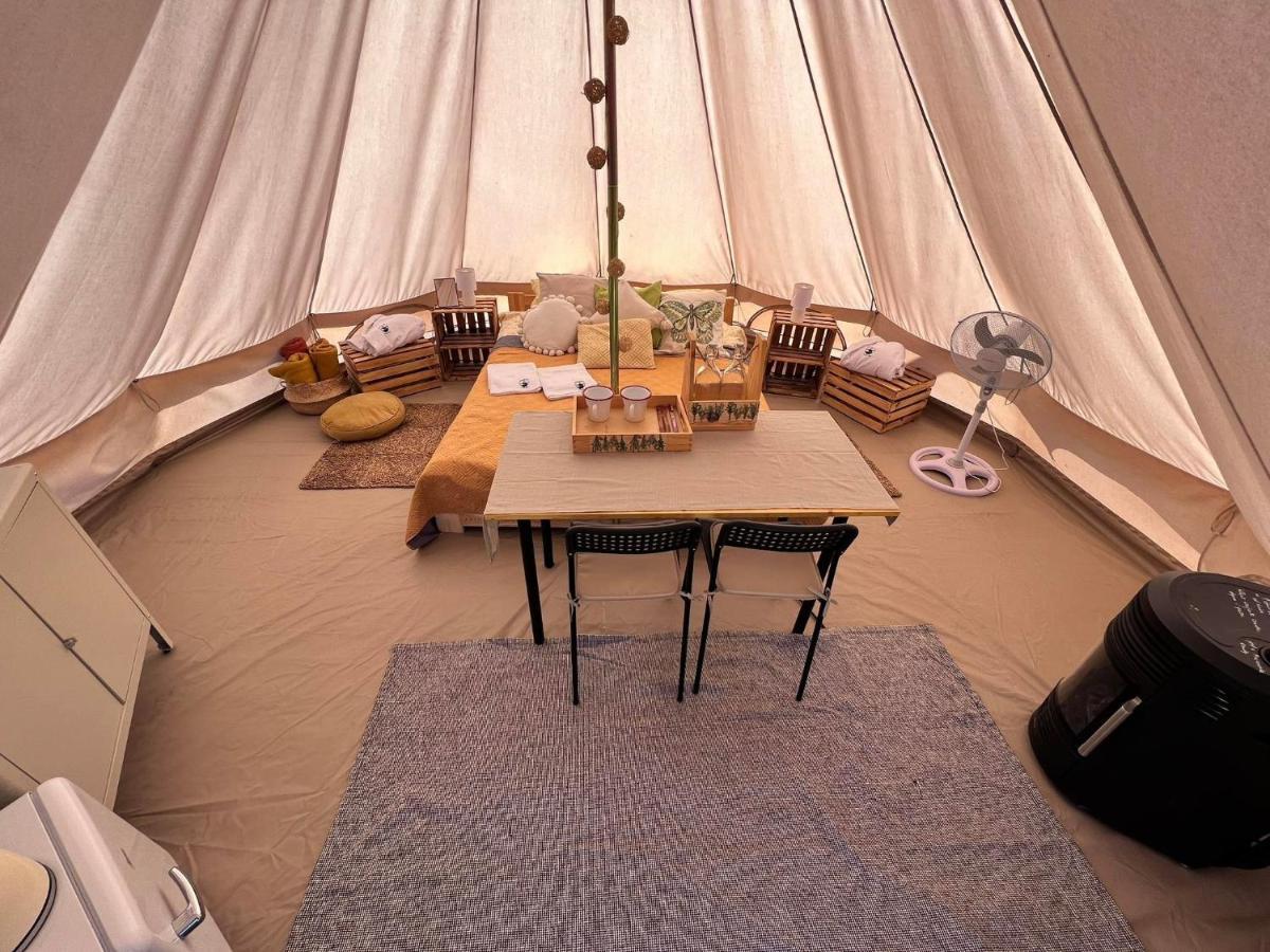 Hotel Glamping Bieszczady Z Jacuzzi I Basenem à Solina  Extérieur photo