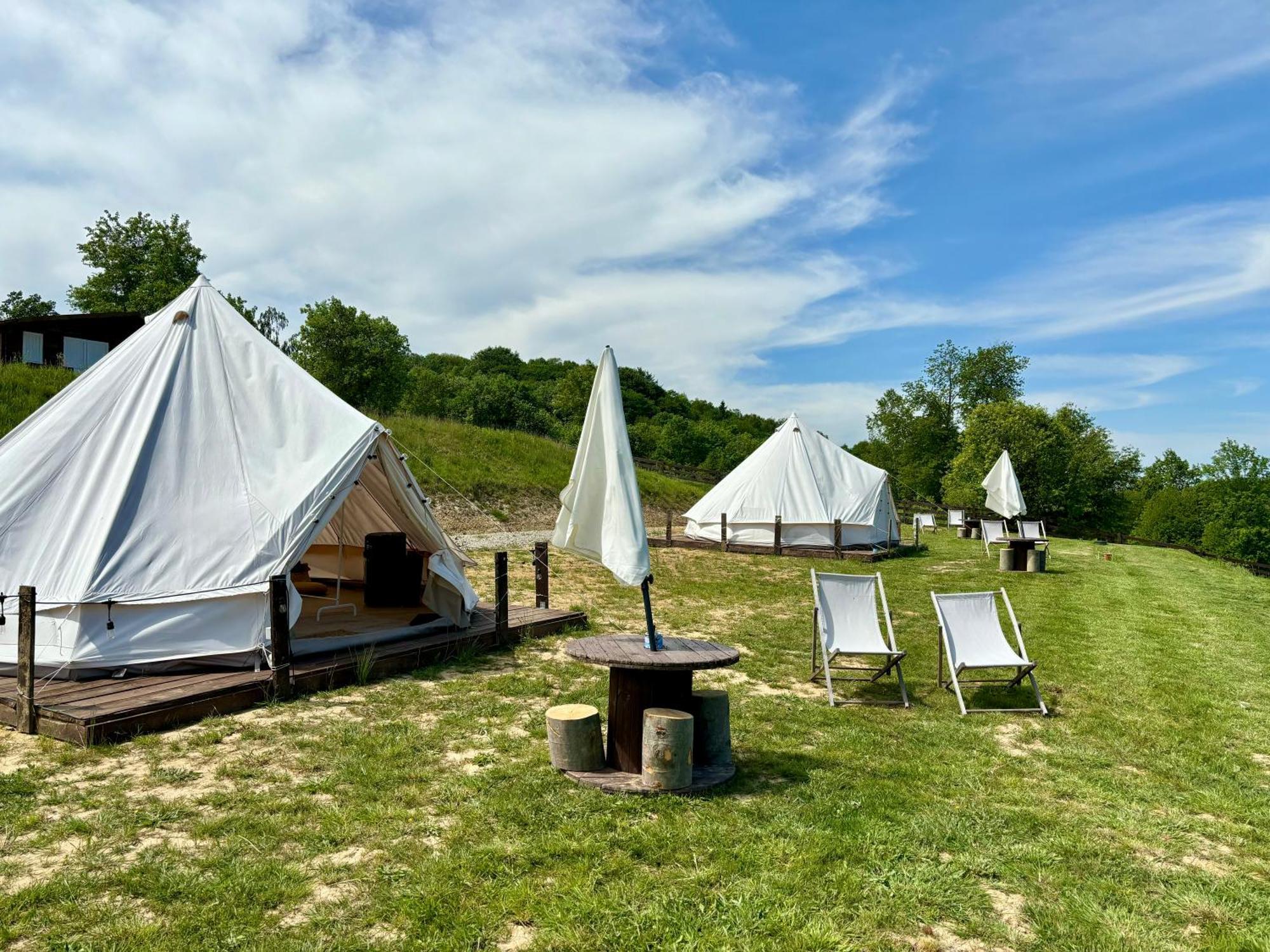 Hotel Glamping Bieszczady Z Jacuzzi I Basenem à Solina  Extérieur photo